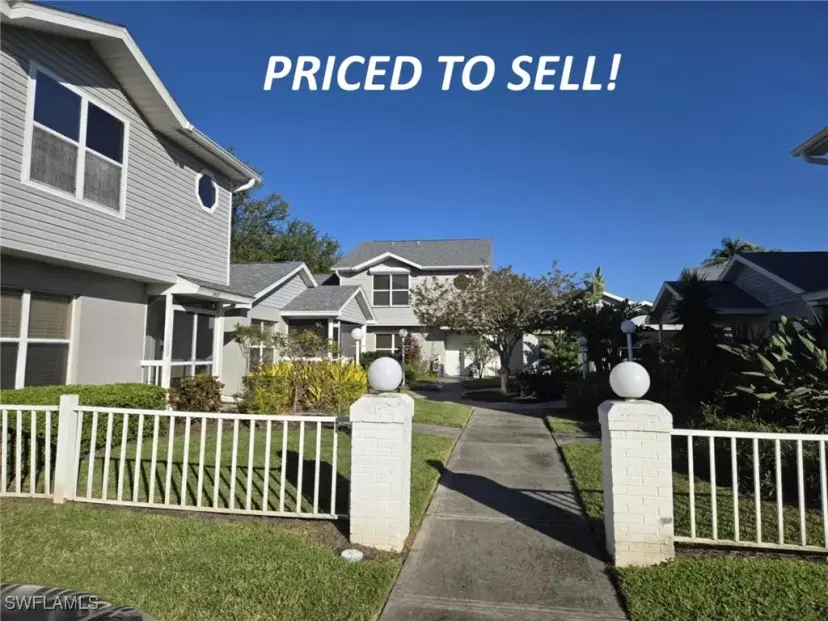 Picture of 14451 Cypress Trace Ct, Fort Myers FL 33919