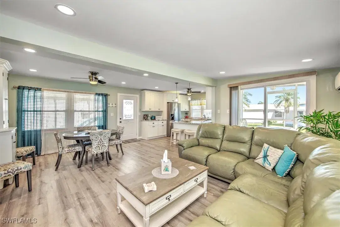 Picture of 378 Verna Ave, Fort Myers, FL 33908