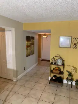 Picture of 3000 Riverside Dr 111-1, Coral Springs, FL 33065