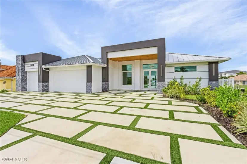 Picture of 1713 Savona Pkwy W, Cape Coral FL 33914