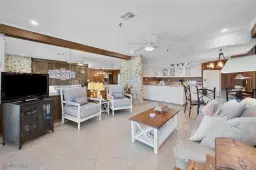 Picture of 900 Broad Ave S 326, Naples, FL 34102
