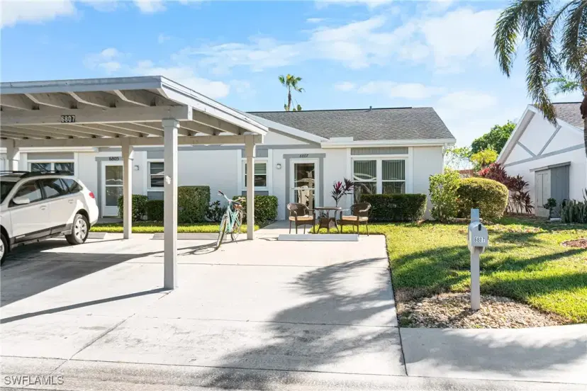 Picture of 6807 Bogey Dr, Fort Myers FL 33919