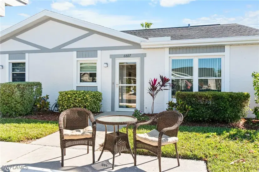 Picture of 6807 Bogey Dr, Fort Myers FL 33919