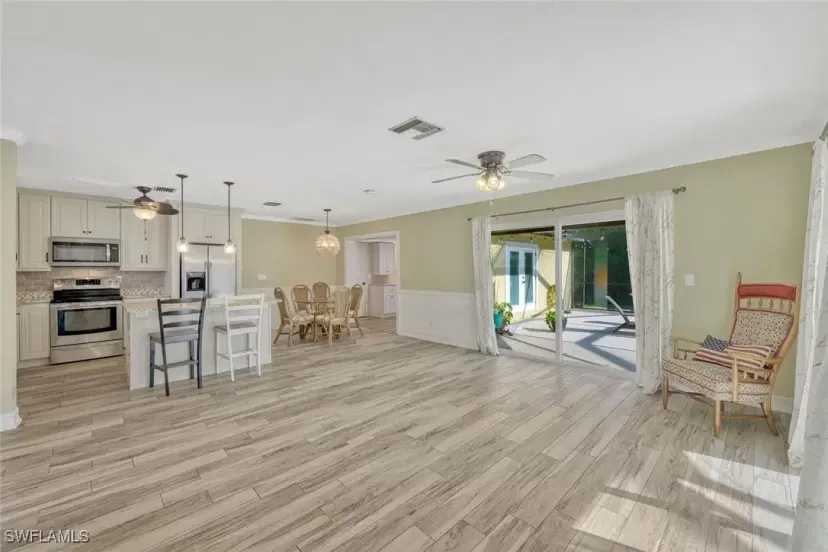 Picture of 155 Tahiti Rd, Marco Island FL 34145