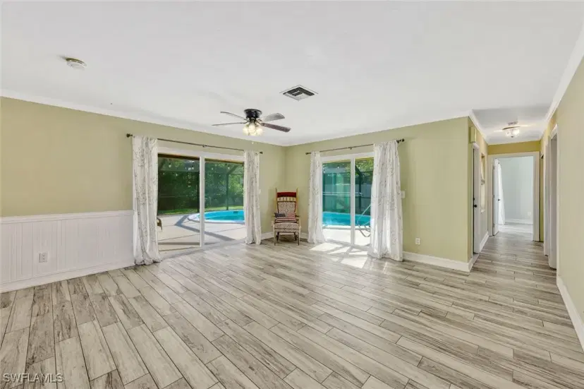Picture of 155 Tahiti Rd, Marco Island FL 34145