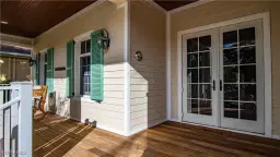 Picture of 725 W Lake Dr, Naples, FL 34102