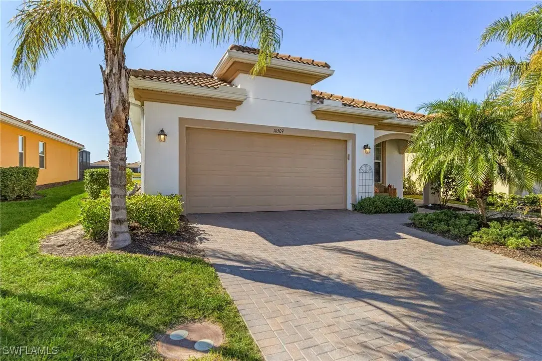 Picture of 10509 Prato Dr, Fort Myers, FL 33913