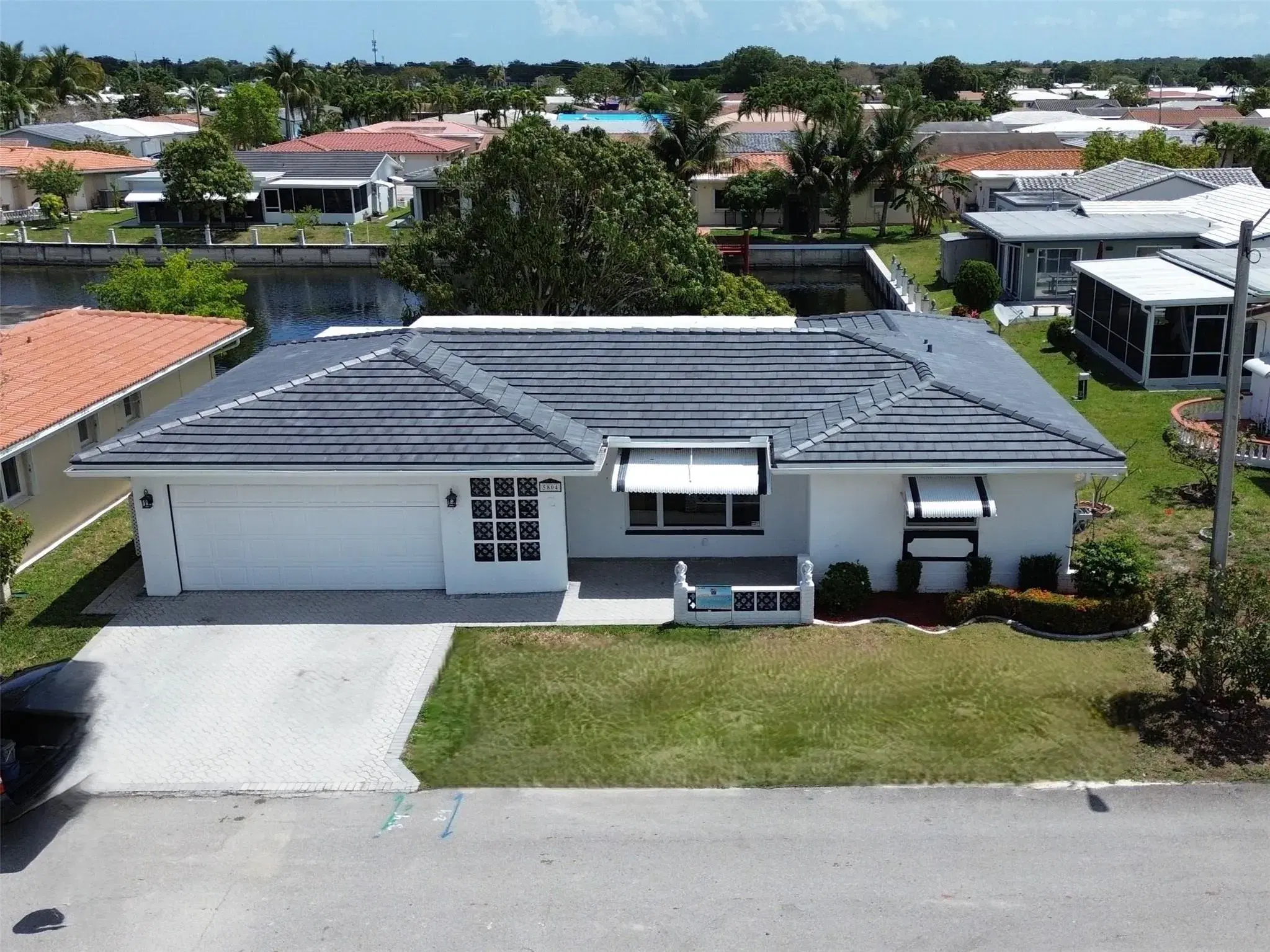Picture of 5804 NW 87Th Ter, Tamarac, FL 33321