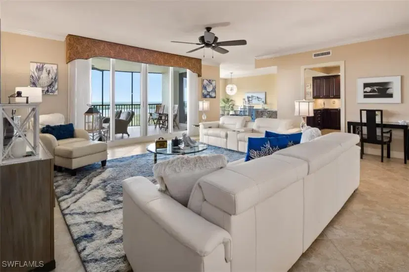 Picture of 1050 Borghese Ln 605, Naples FL 34114