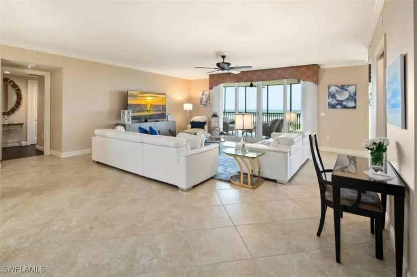 Picture of 1050 Borghese Ln 605, Naples FL 34114
