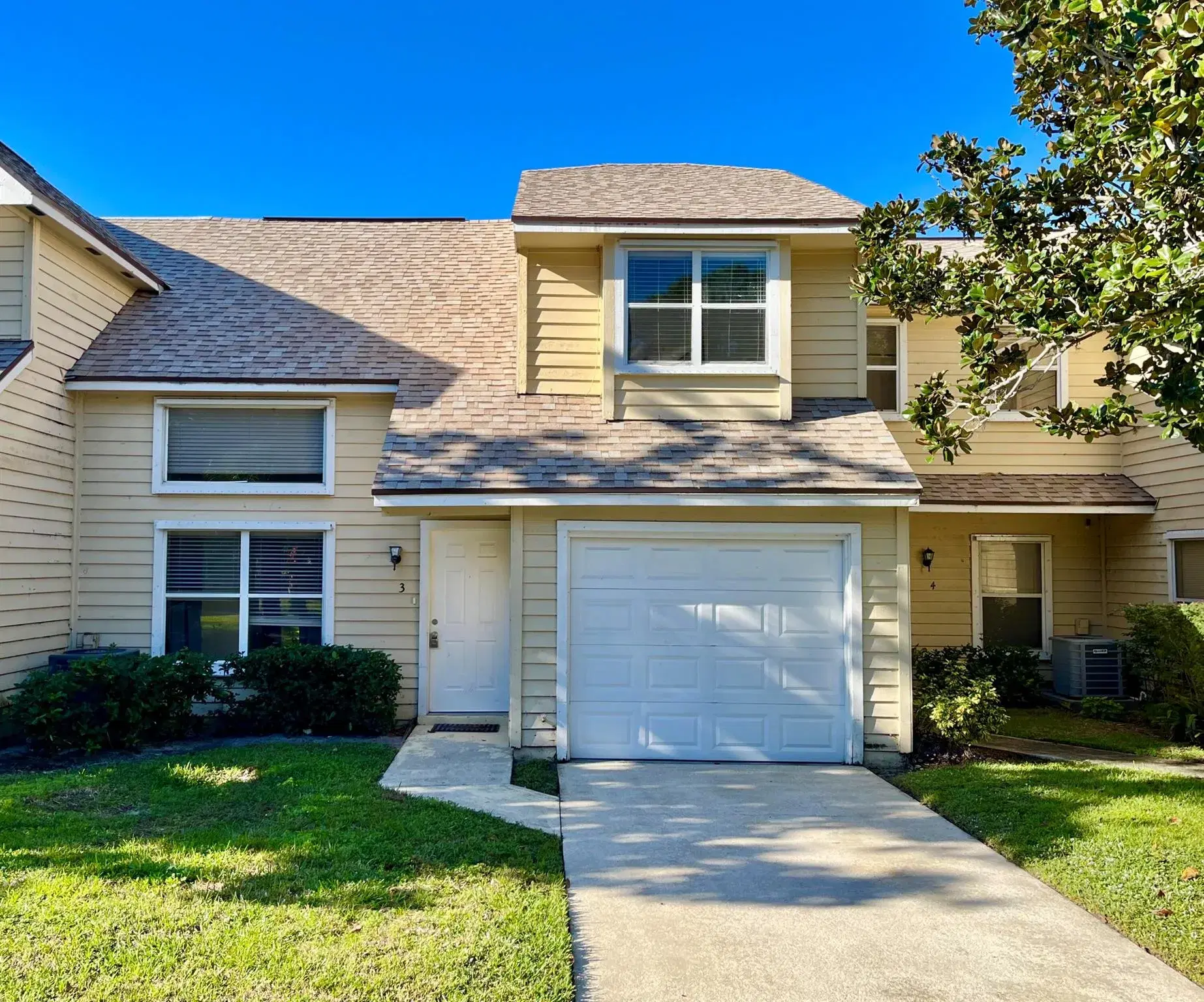 Picture of 2010 Vero South Circle Sw 3, Vero Beach, FL 32962