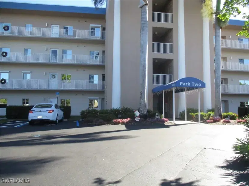 Picture of 14931 Park Lake Dr 303, Fort Myers FL 33919