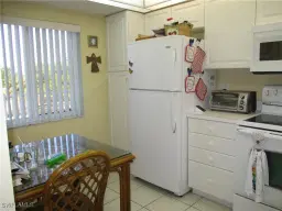 Picture of 14931 Park Lake Dr 303, Fort Myers, FL 33919