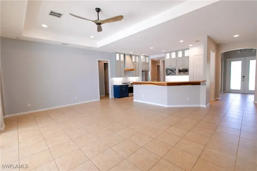 Picture of 2538 Ashbury Cir, Cape Coral FL 33991