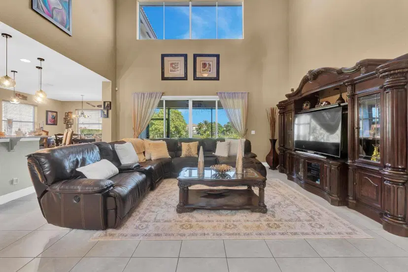 Picture of 112 Ibisca Terrace, Royal Palm Beach FL 33411