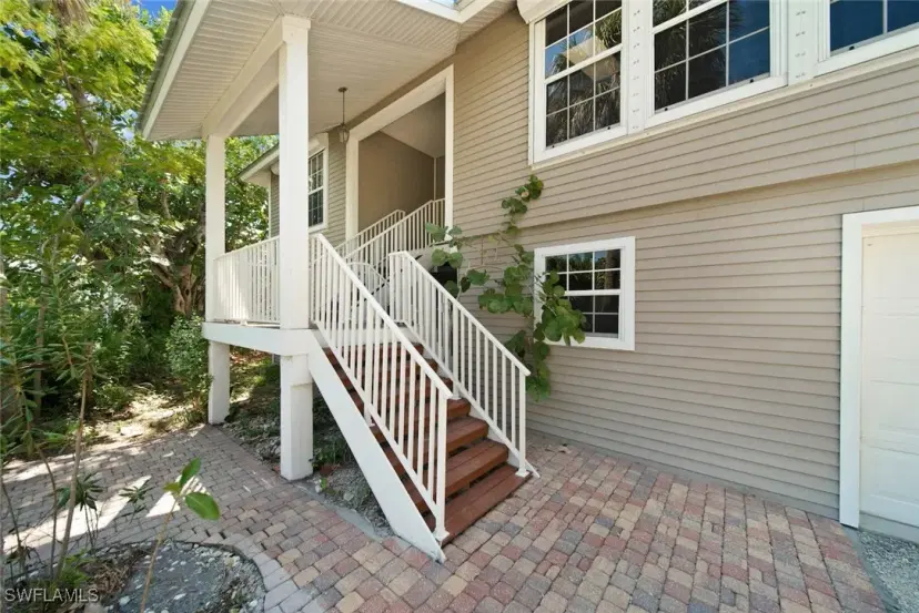 Picture of 1846 Farm Trl, Sanibel FL 33957