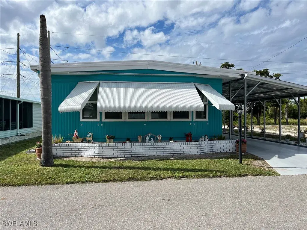 Picture of 16021 Citron Way, North Fort Myers, FL 33903