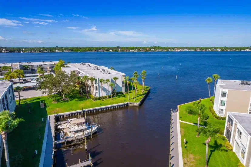 Picture of 1950 SW Palm City Road 12-103, Stuart FL 34994