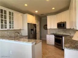 Picture of 9596 Cypress Hammock Cir 101, Estero, FL 34135