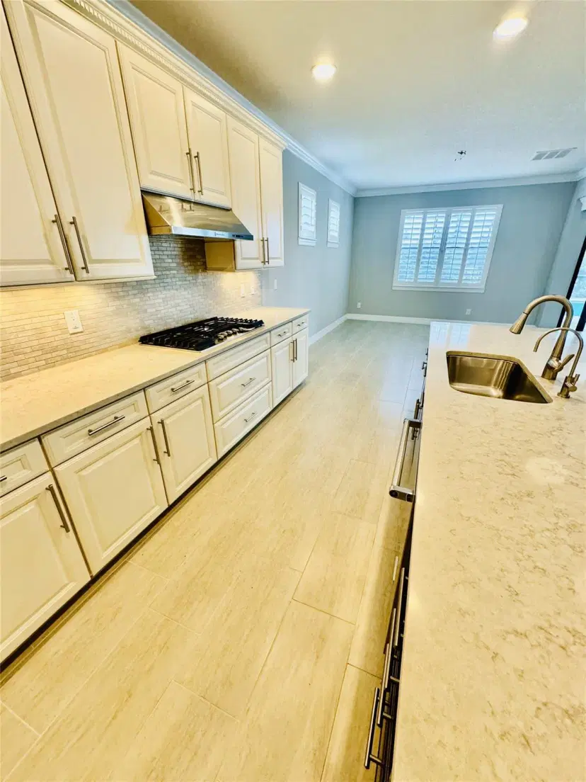 Picture of 317 SE Huntington Cir, Port St Lucie FL 34984
