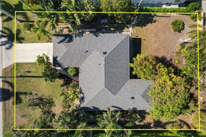 Picture of 535 14Th Ave S, Naples FL 34102