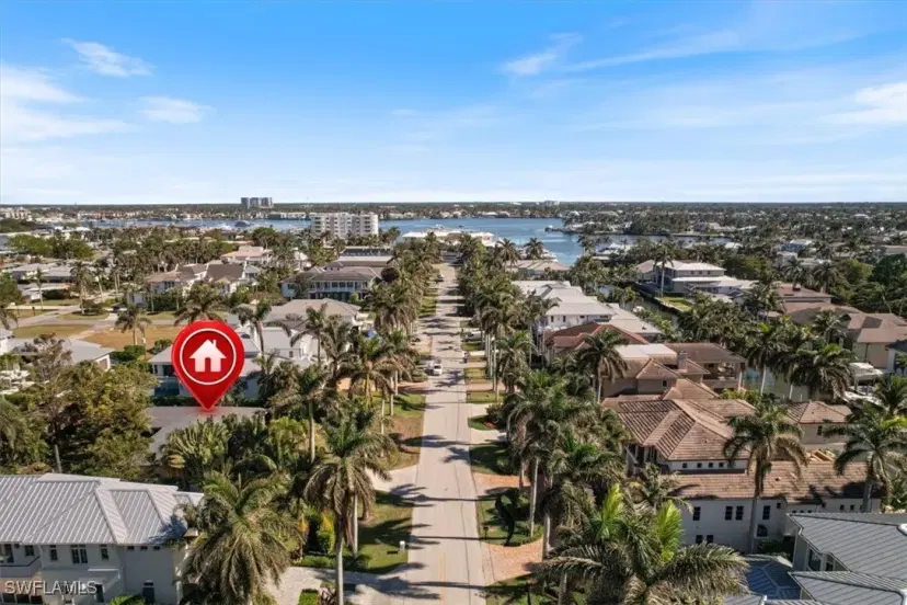 Picture of 535 14Th Ave S, Naples FL 34102