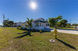 Picture of 2428 Stella St, Fort Myers, FL 33901
