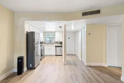 Picture of 1638 Embassy Drive 103, West Palm Beach, FL 33401