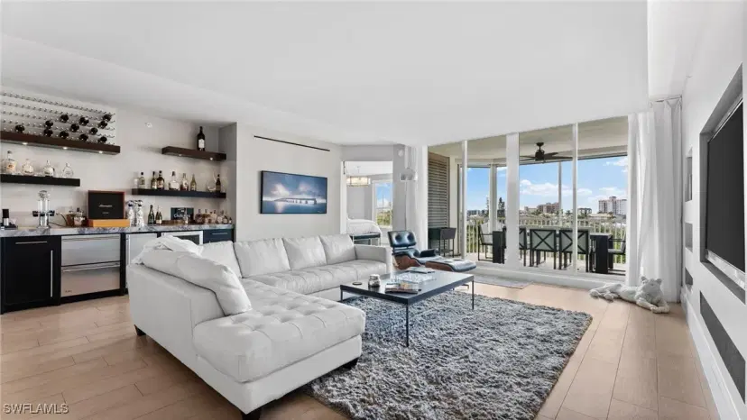 Picture of 300 Dunes Blvd 404, Naples FL 34110