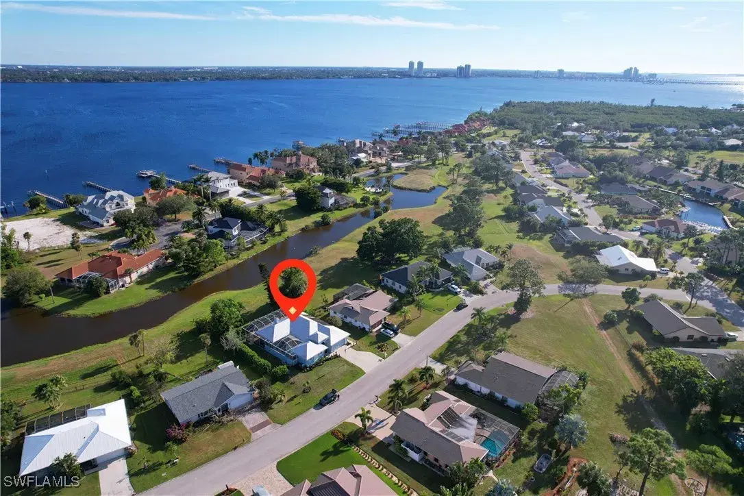 Picture of 6330 Pga Dr, North Fort Myers, FL 33917