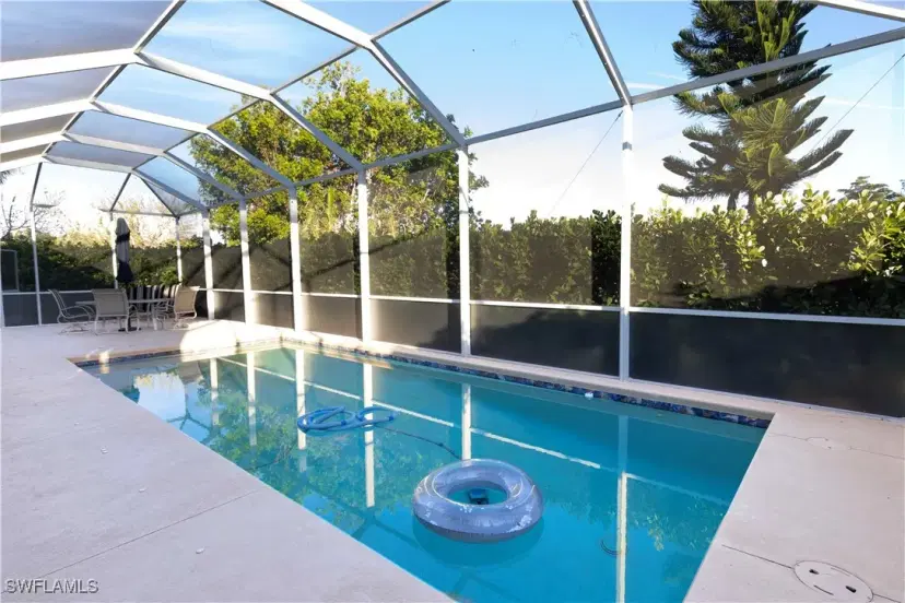 Picture of 6330 Pga Dr, North Fort Myers FL 33917
