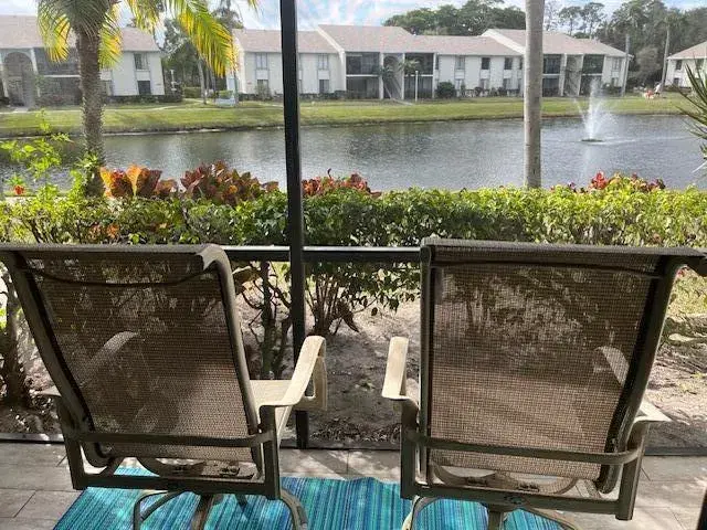 Picture of 1115 Green Pine Boulevard G1, West Palm Beach, FL 33409