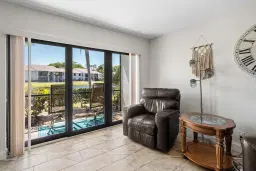 Picture of 1115 Green Pine Boulevard G1, West Palm Beach, FL 33409