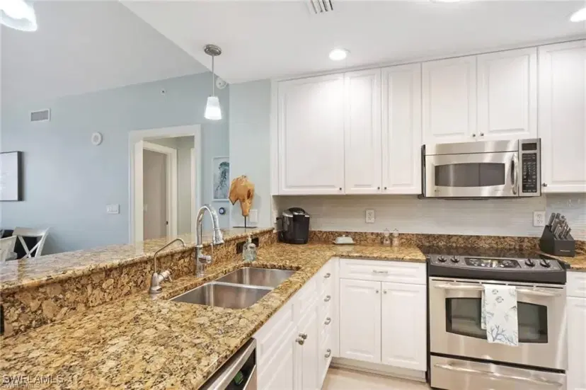 Picture of 5793 Cape Harbour Dr 815, Cape Coral FL 33914