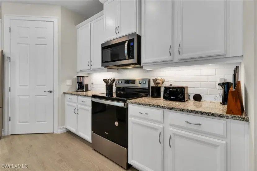 Picture of 872 Stonewater Lake Ter, Cape Coral FL 33993