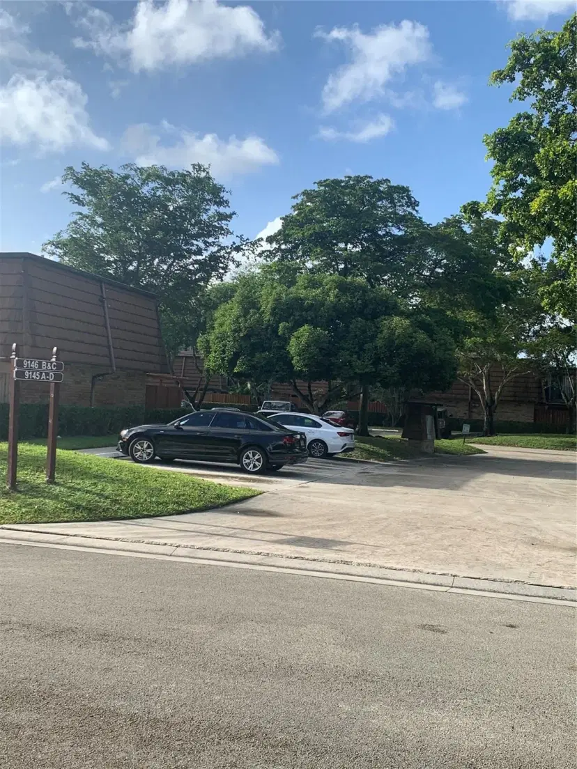 Picture of 9146 SW 23Rd St C, Davie FL 33324