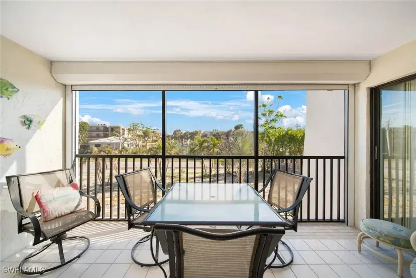 Picture of 1440 Middle Gulf Dr 2E, Sanibel FL 33957