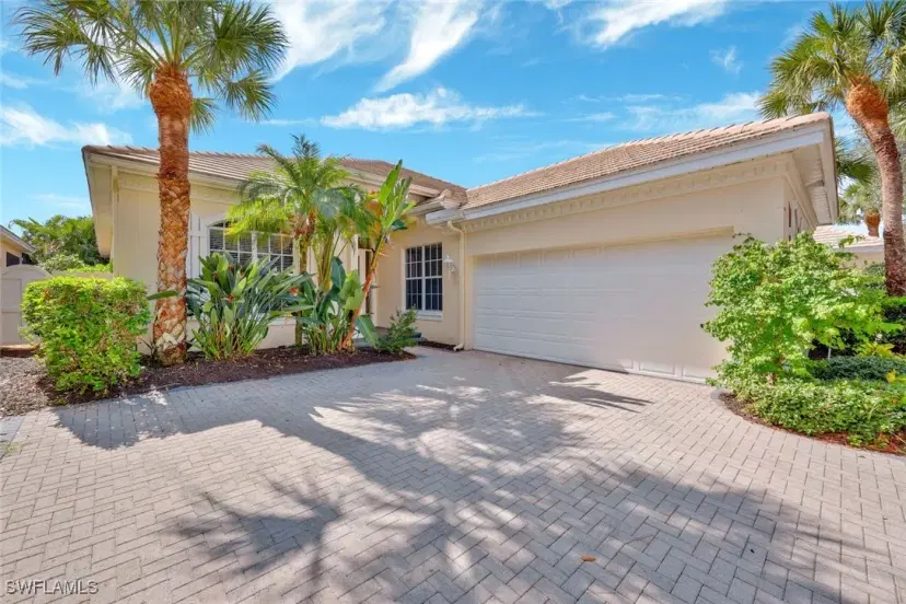 Picture of 3625 Olde Cottage Ln, Bonita Springs FL 34134