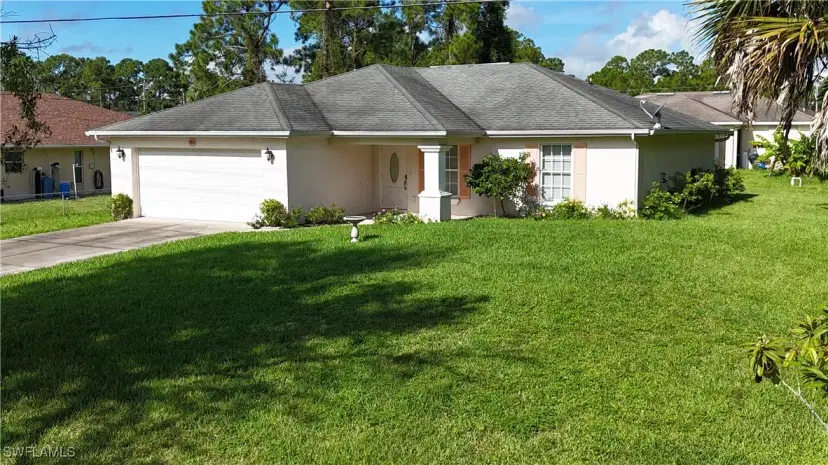 Picture of 190 Bell Blvd S, Lehigh Acres FL 33974