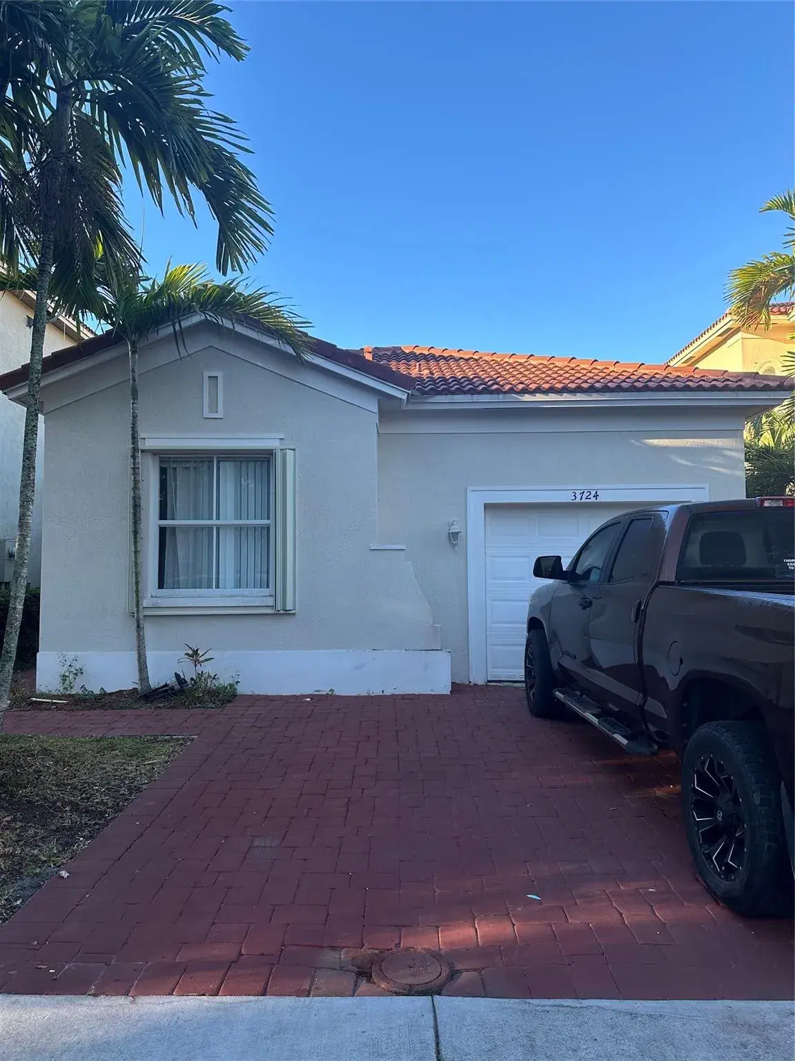 Picture of 3724 NE 22Nd Pl, Homestead, FL 33033
