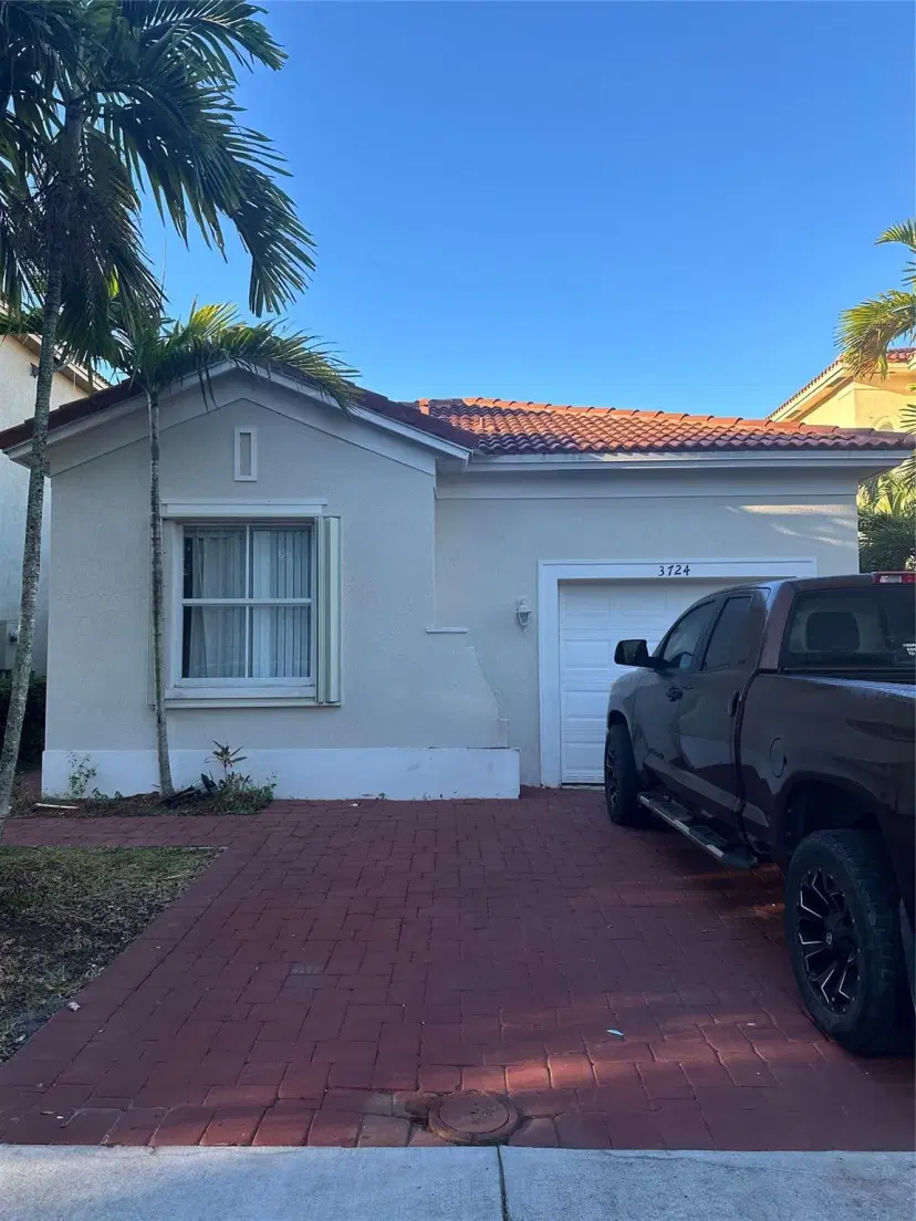 Picture of 3724 NE 22Nd Pl, Homestead FL 33033
