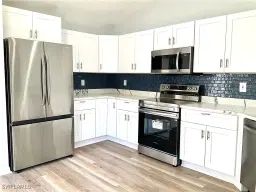 Picture of 14537 Cypress Trace Ct, Fort Myers, FL 33919