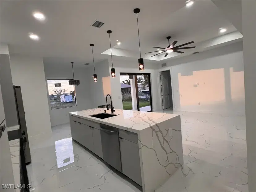 Picture of 2122 NE 14Th Pl, Cape Coral FL 33909