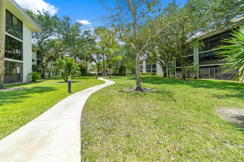 Picture of 7579 NW 79Th Avenue 201, Tamarac FL 33321