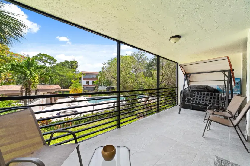 Picture of 7579 NW 79Th Avenue 201, Tamarac FL 33321