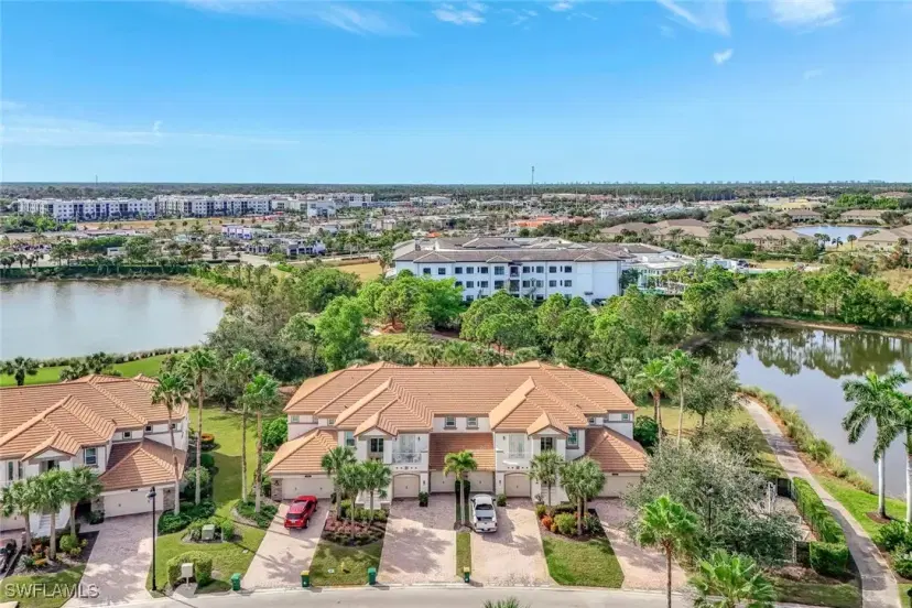 Picture of 9193 Quartz Ln 102, Naples FL 34120