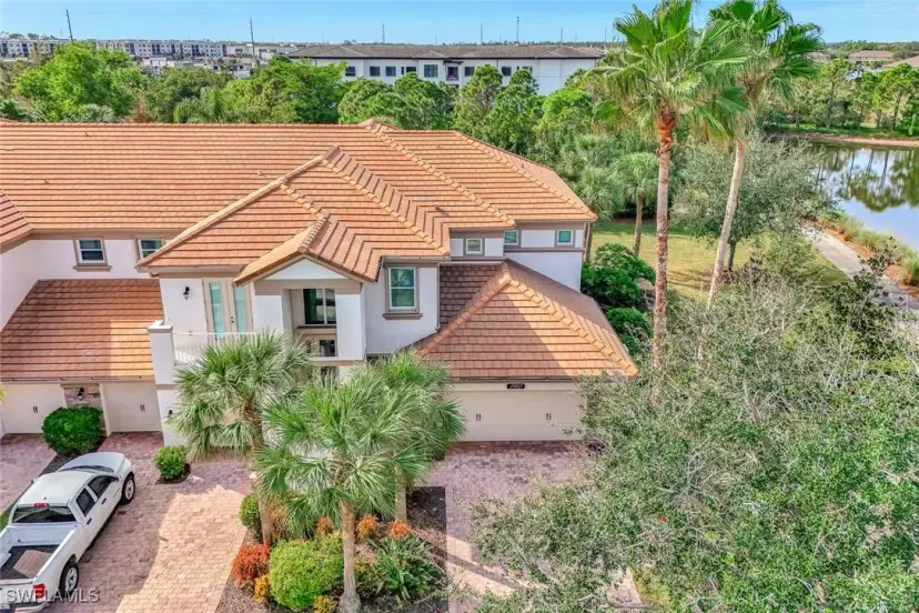Picture of 9193 Quartz Ln 102, Naples FL 34120