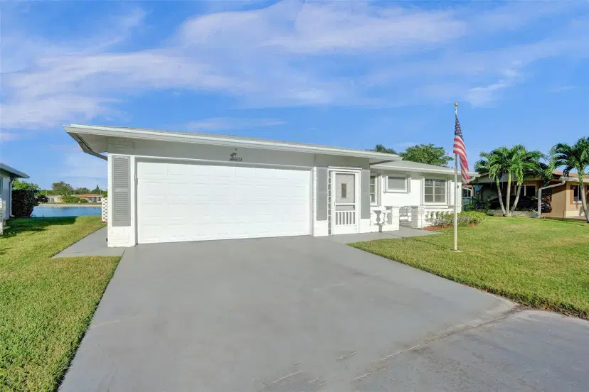 Picture of 6713 NW 58Th Ct, Tamarac FL 33321
