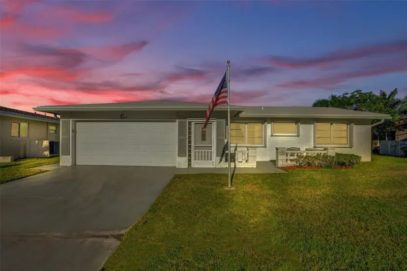 Picture of 6713 NW 58Th Ct, Tamarac FL 33321