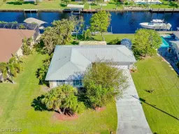 Picture of 125 Montrose Dr, Fort Myers, FL 33919